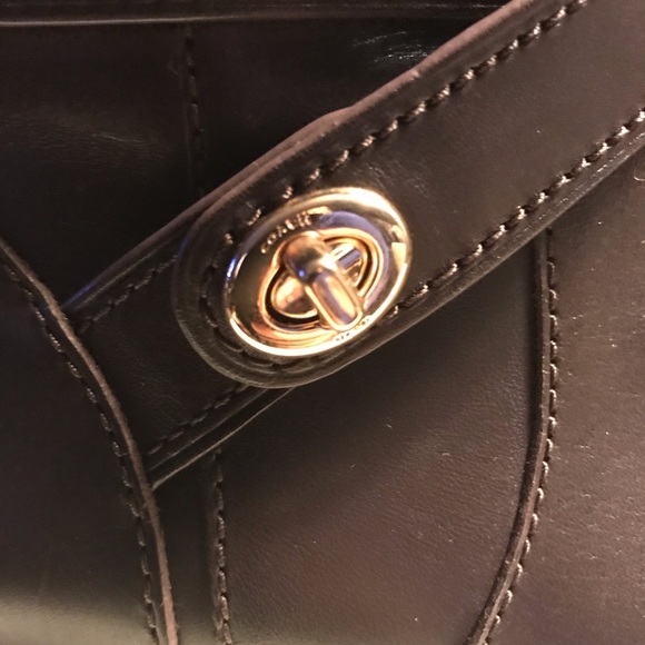 Coach Turnlock Riding Boots. Mahogany - Picture 5 of 8